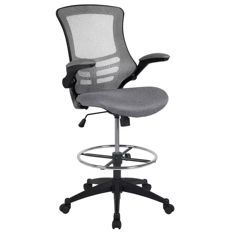 Chaise de dessinateur ergonomique Emma and Oliver Mid-Back Mesh avec repose-pieds et accoudoirs relevables