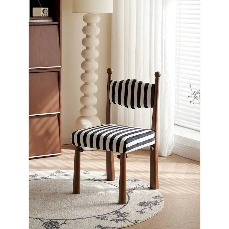 Chaise de salle à manger